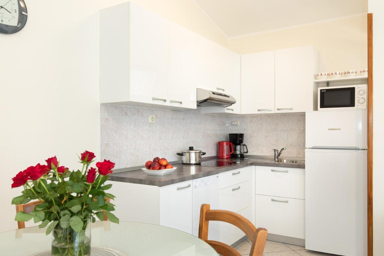 Apartments Dujmovic Ivo 1