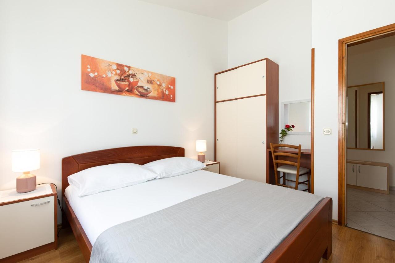 Apartments Dujmovic Ivo 1 * Baska (Krk)
