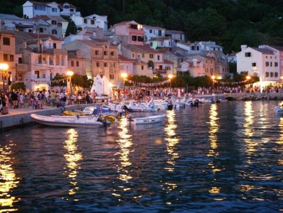 Apartments Dujmovic Ivo 1 Baska (Krk)