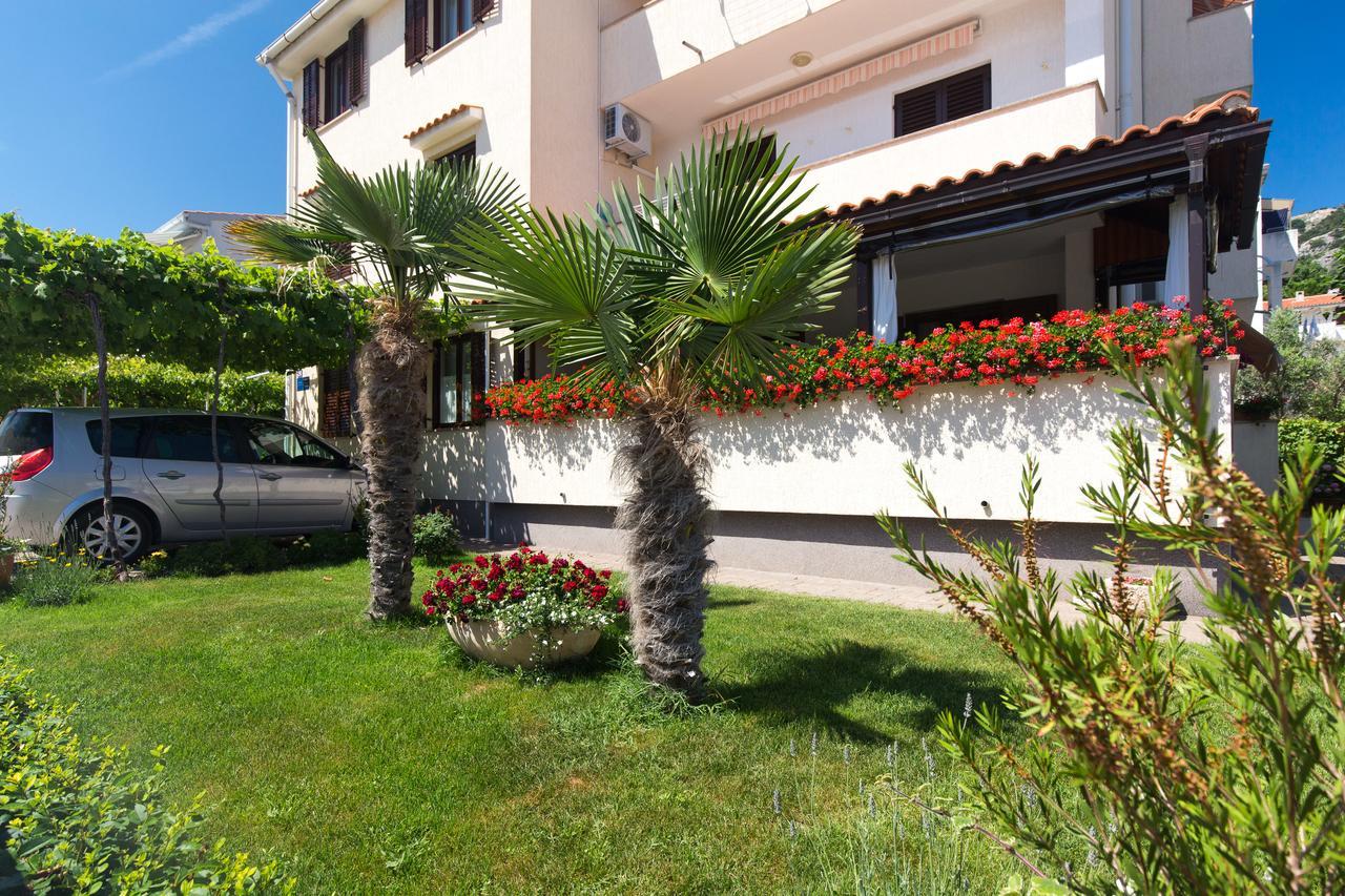 Apartments Dujmovic Ivo 1 Baska (Krk)